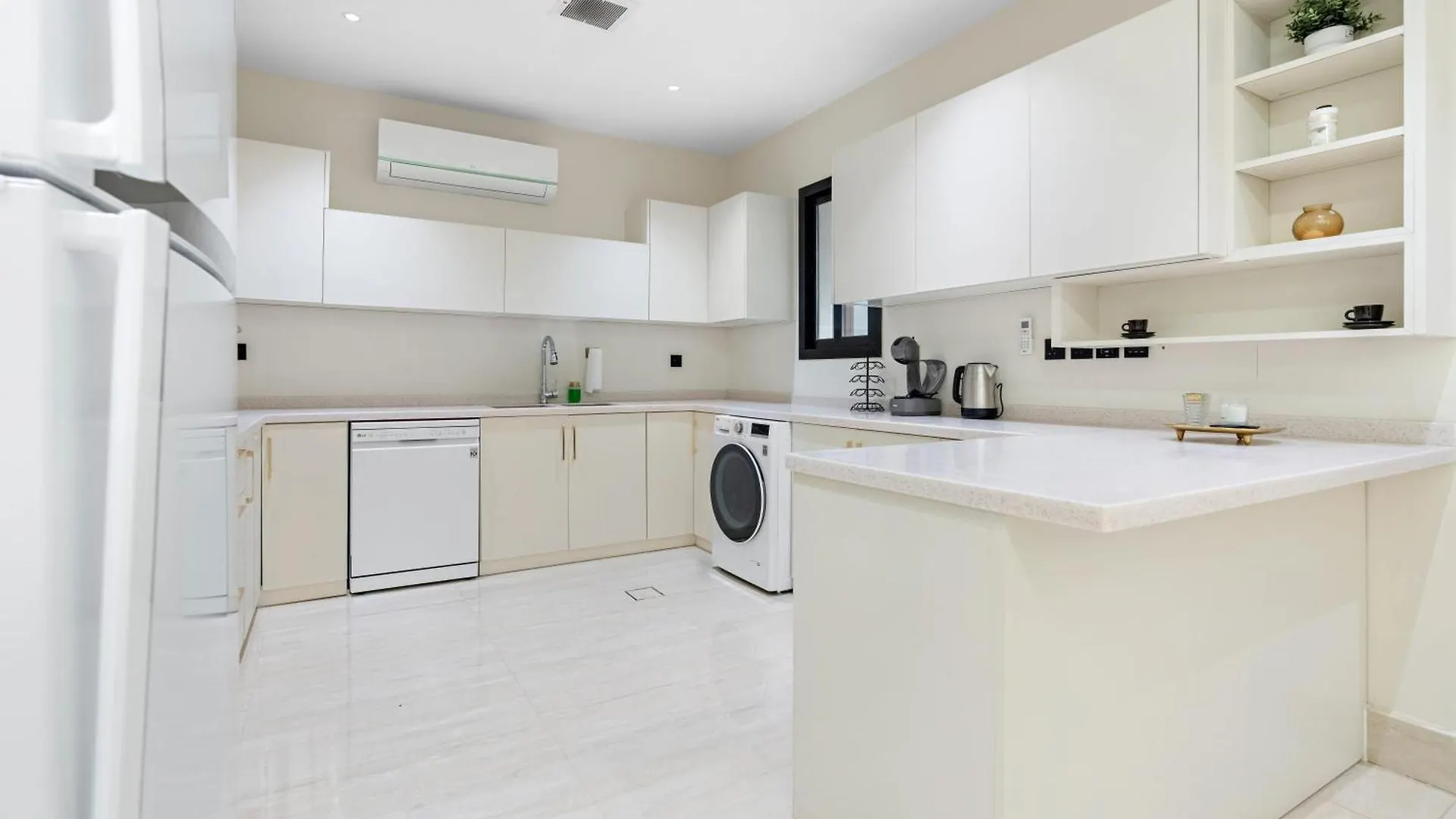 Silkhaus New & Ultra Luxury 2Bdr In Al Malqa Apartment Riyadh 0*,